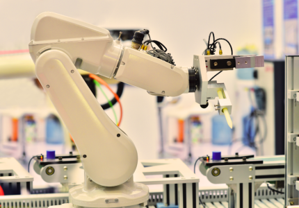 Cobots-Simplifying-Complex-Tasks-1024x711